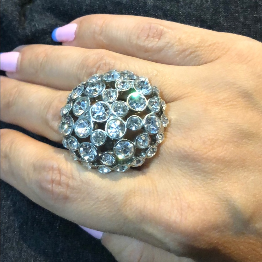 Ring - Picture 2 of 5